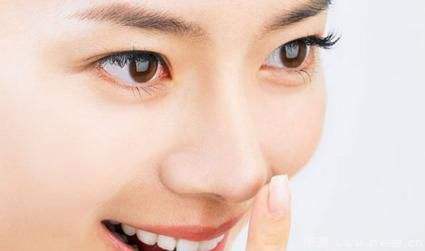 怎么才能有效去黑頭收縮毛孔 避免去黑頭粉刺的錯誤方法