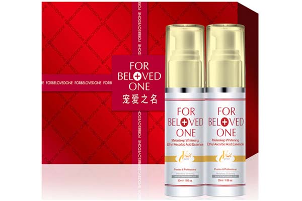 寵愛之名亮顏維C精華液怎么樣，寵愛之名亮顏維C精華液使用評測
