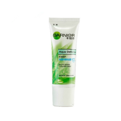 卡尼爾水潤凝護清透防曬保濕露SPF17 PA++
