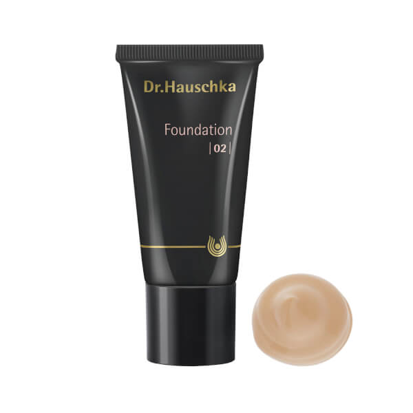 Dr. Hauschka Foundation 02 - Almond