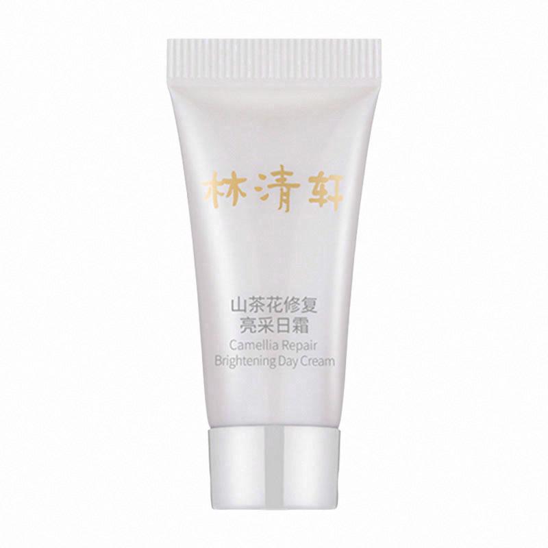 林清軒山茶花亮采日霜